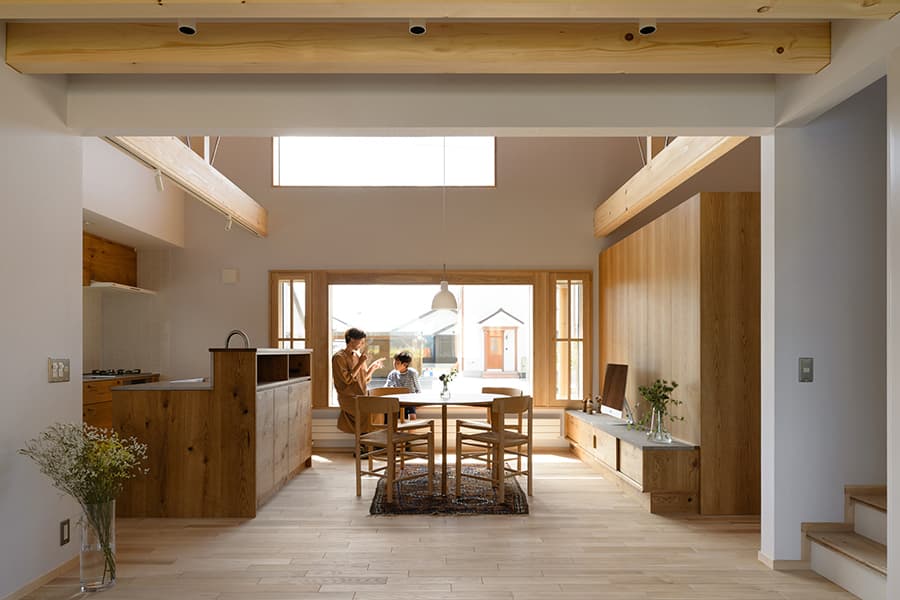 HOUSE&HOUSE〈東川〉